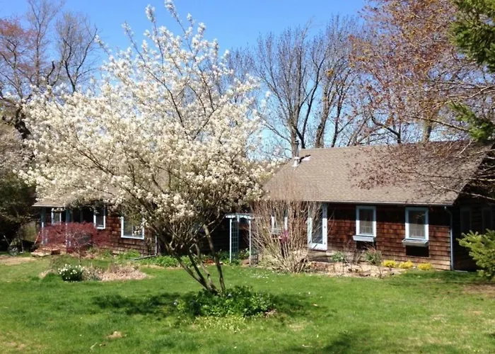 Inn At Fox Hill Farm